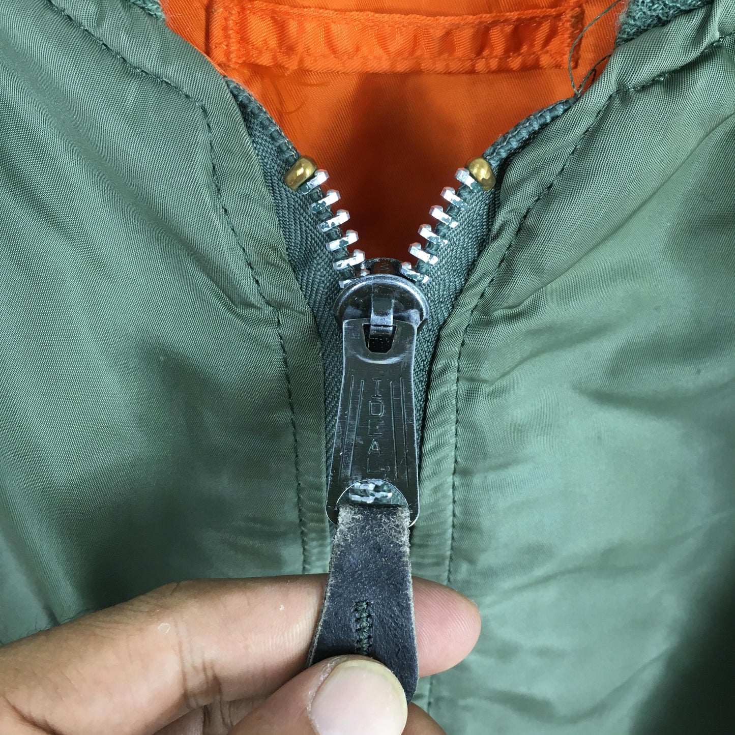 Alpha Industries US Air Force Bomber Jacket Large