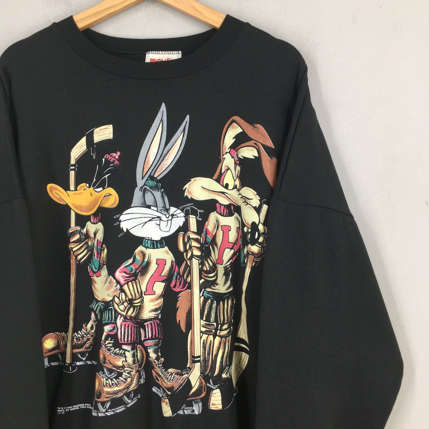 Looney Tunes NHL Hockey Sweatshirt XLarge