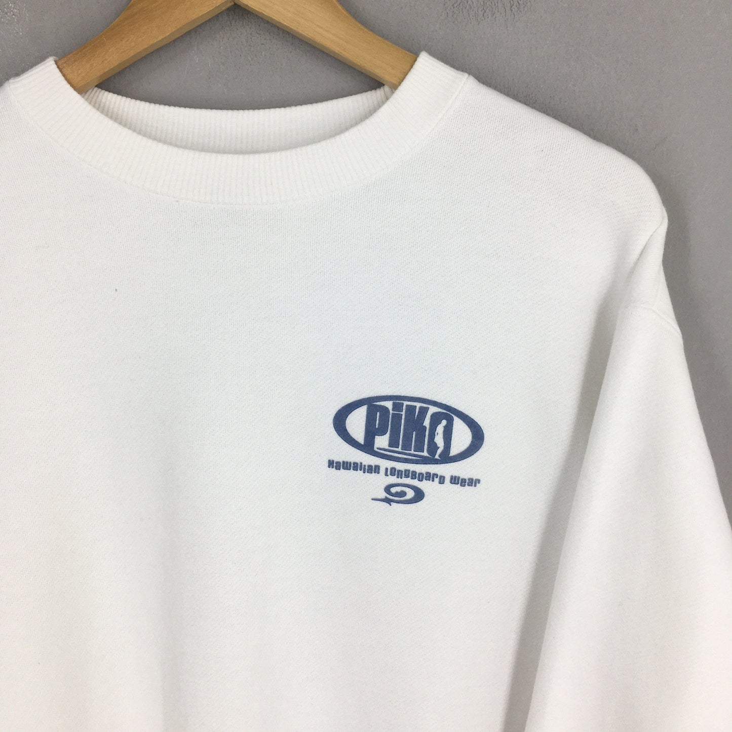 Piko Surfing White Sweatshirt Large