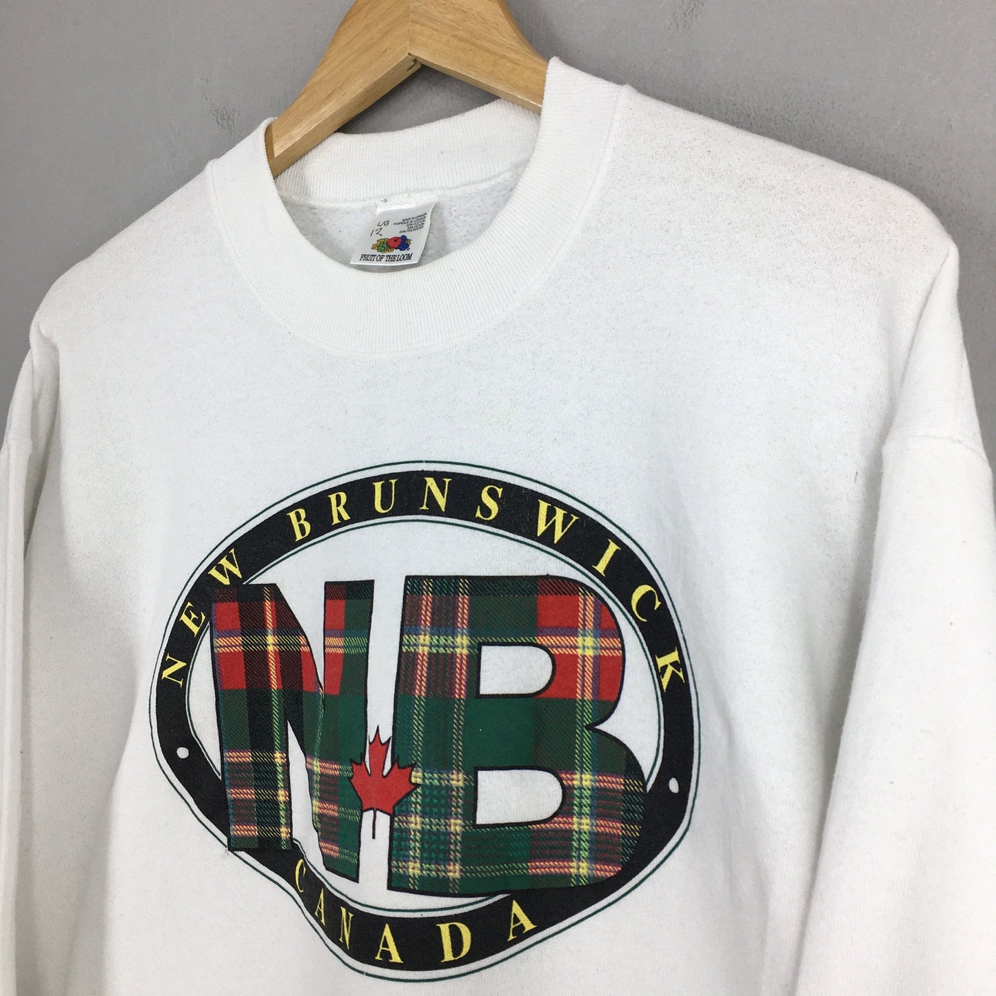 University of New Brunswick Sweatshirt Large