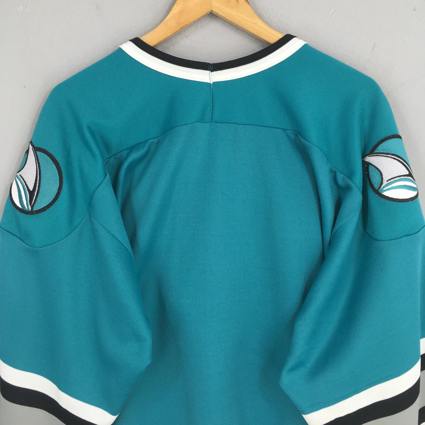 San Jose Sharks Hockey NHL Team Jersey XLarge