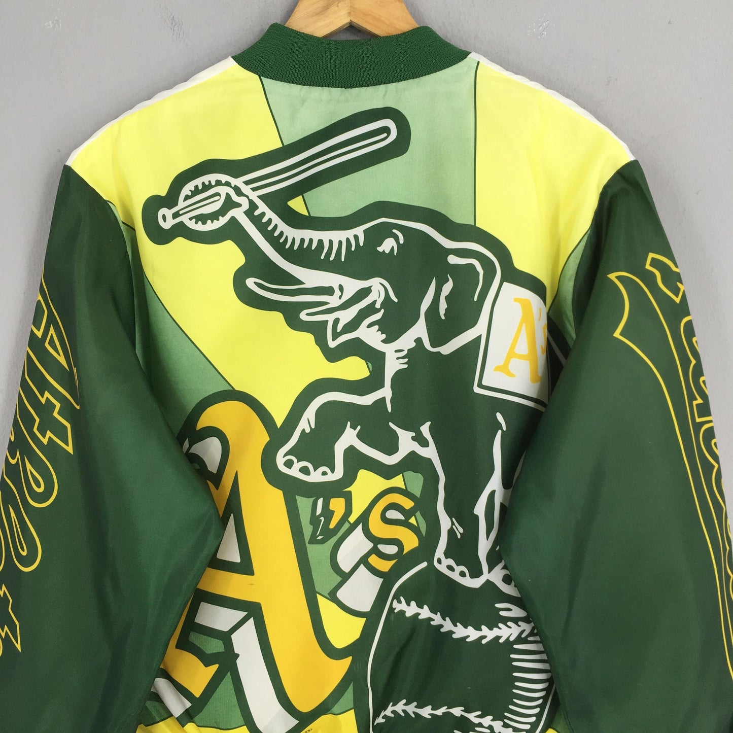 Oakland Athletics MLB Fanimation Jacket Large