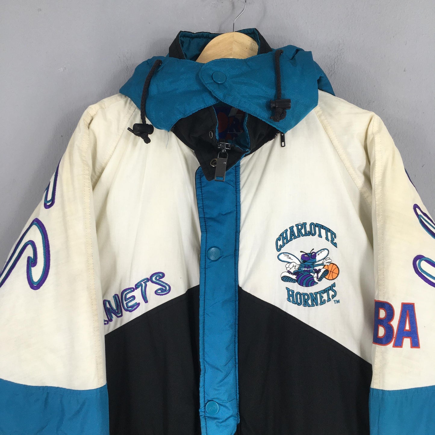 Charlotte Hornets Nba Basketball Jacket Large