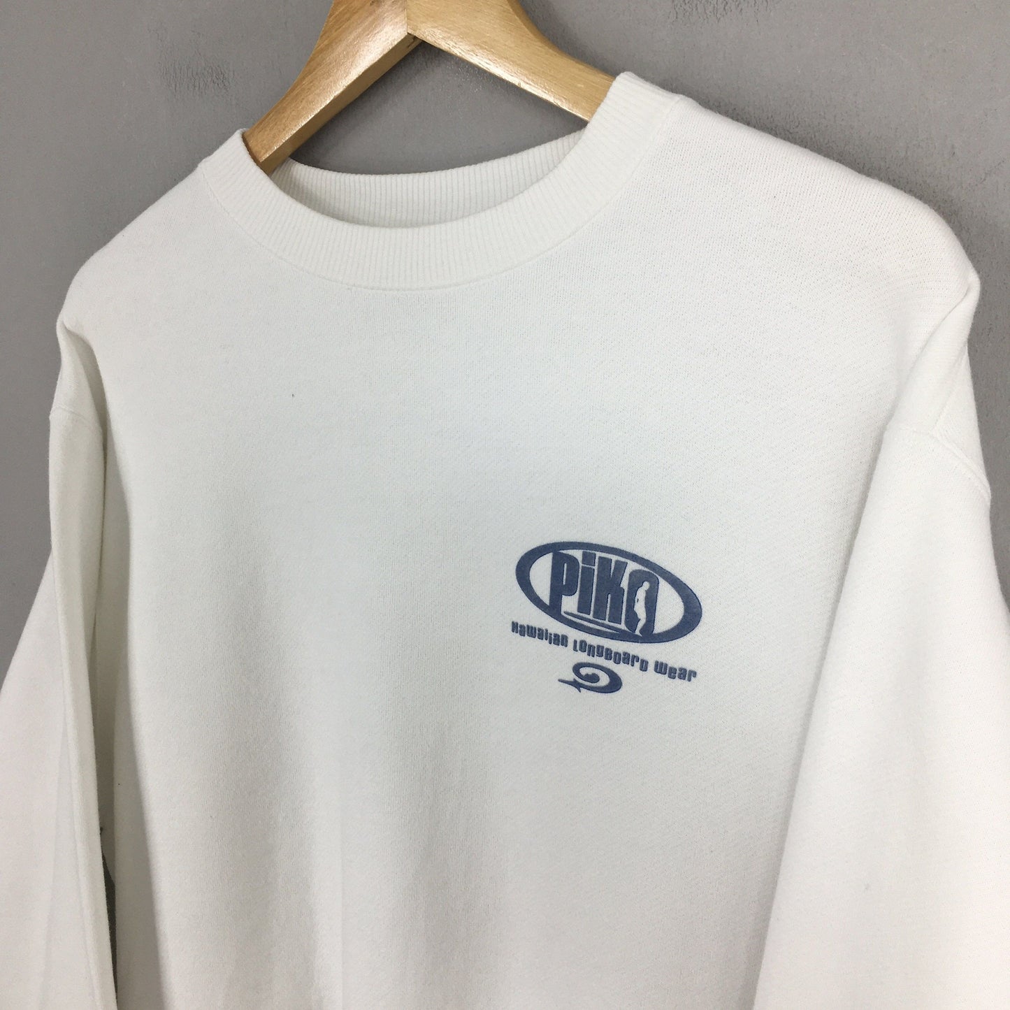 Piko Surfing White Sweatshirt Large