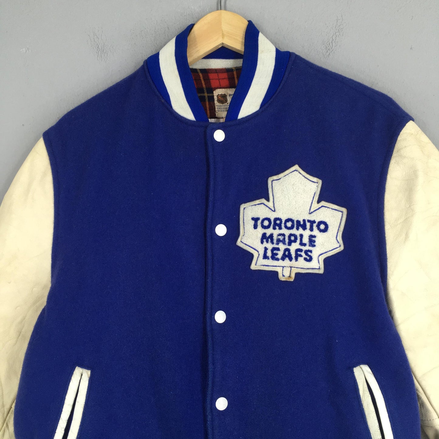 Toronto Maple Leafs Jersey NHL Ice Hockey Jacket Large