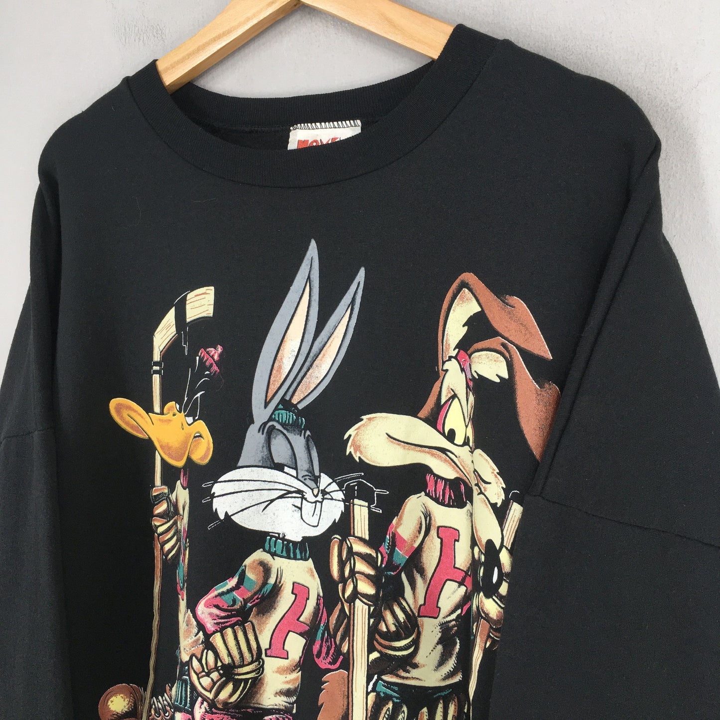 Looney Tunes NHL Hockey Sweatshirt XLarge