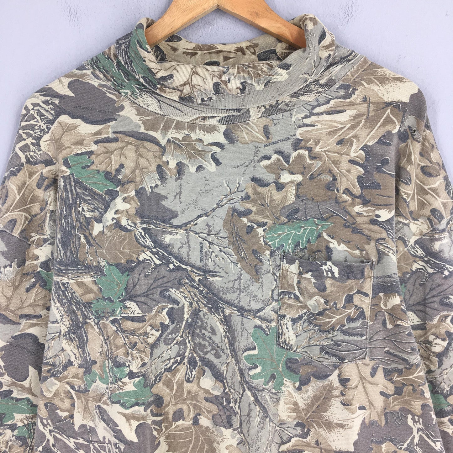 90s Red Head Mossy Oak Tree Camo Turtleneck Shirt Large