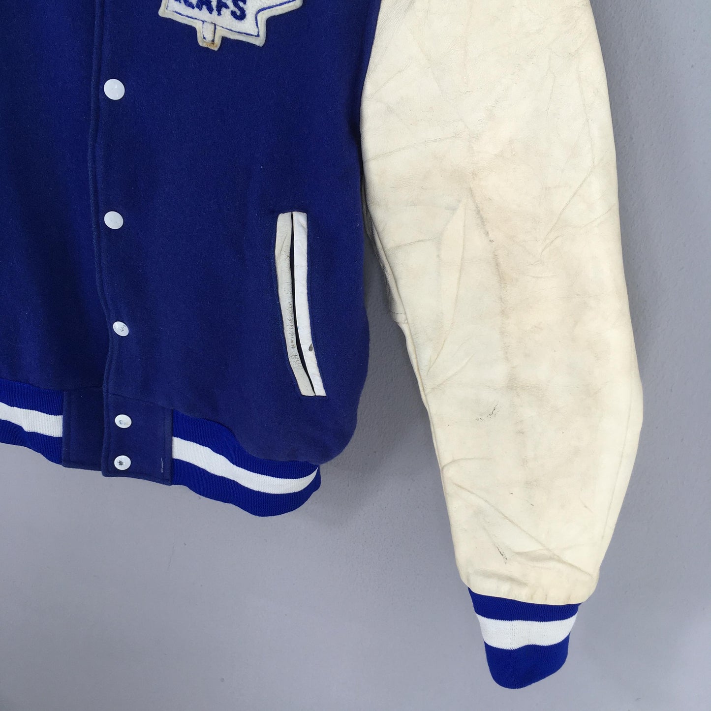 Toronto Maple Leafs Jersey NHL Ice Hockey Jacket Large