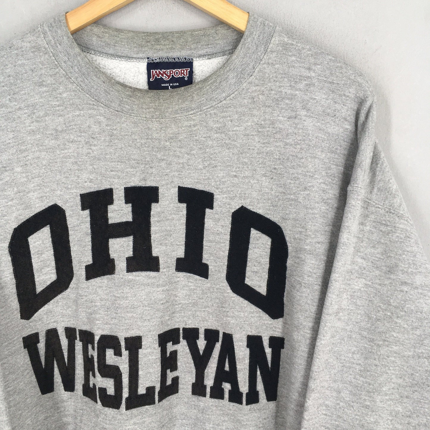 Ohio Wesleyan University OWU Gray Sweatshirt Large