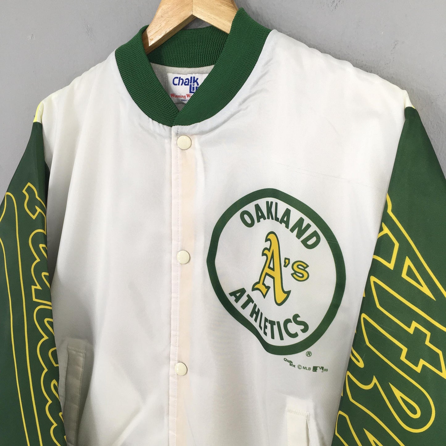 Oakland Athletics MLB Fanimation Jacket Large