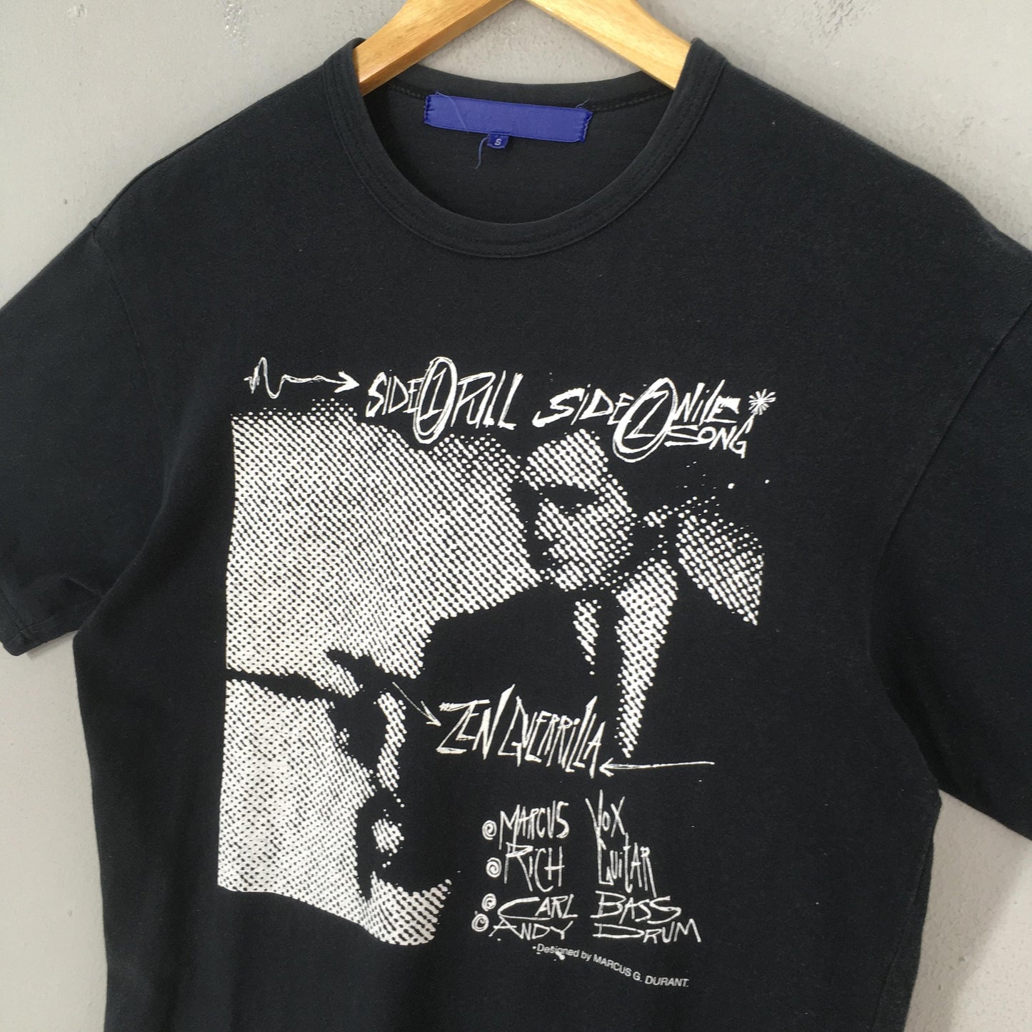 AD2004 Comme Des Garcons Zen Guerrilla Black Tshirt Small