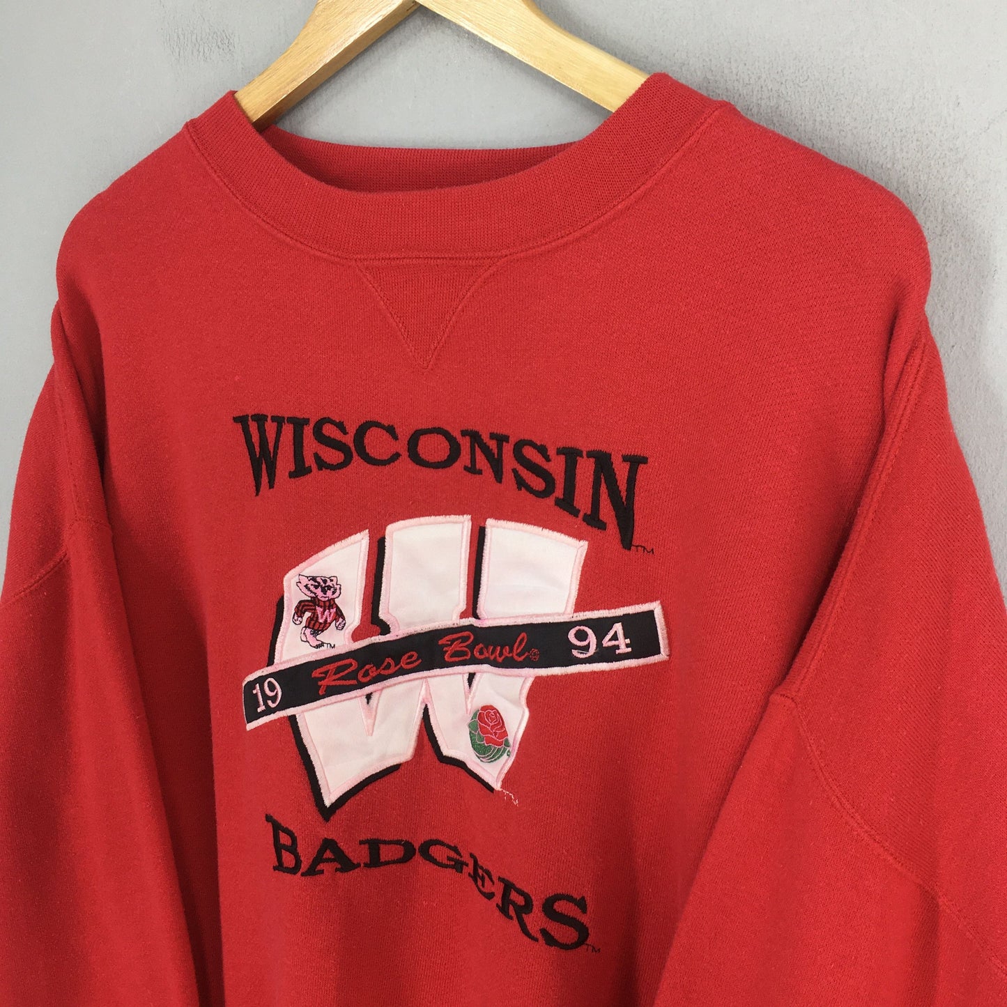 Wisconsin Badgers Ncaa Football Sweatshirt XLarge