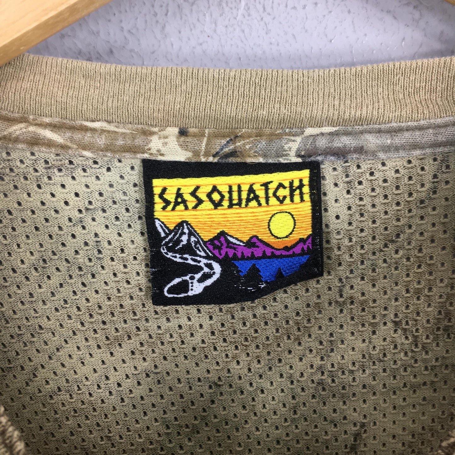 Sasquatch Real Tree Camo T shirt Large