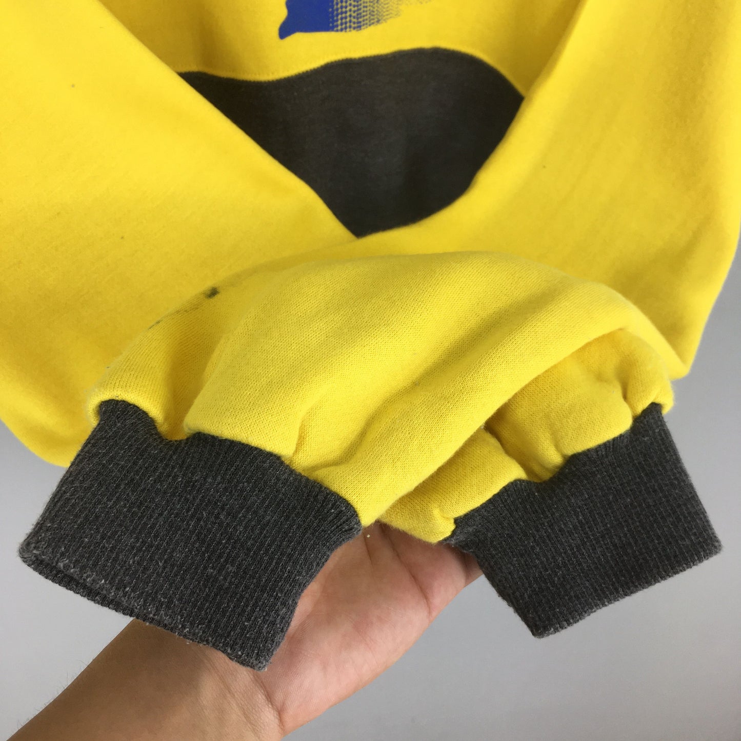 Benetton Formula 1 Yellow Sweatshirt Medium