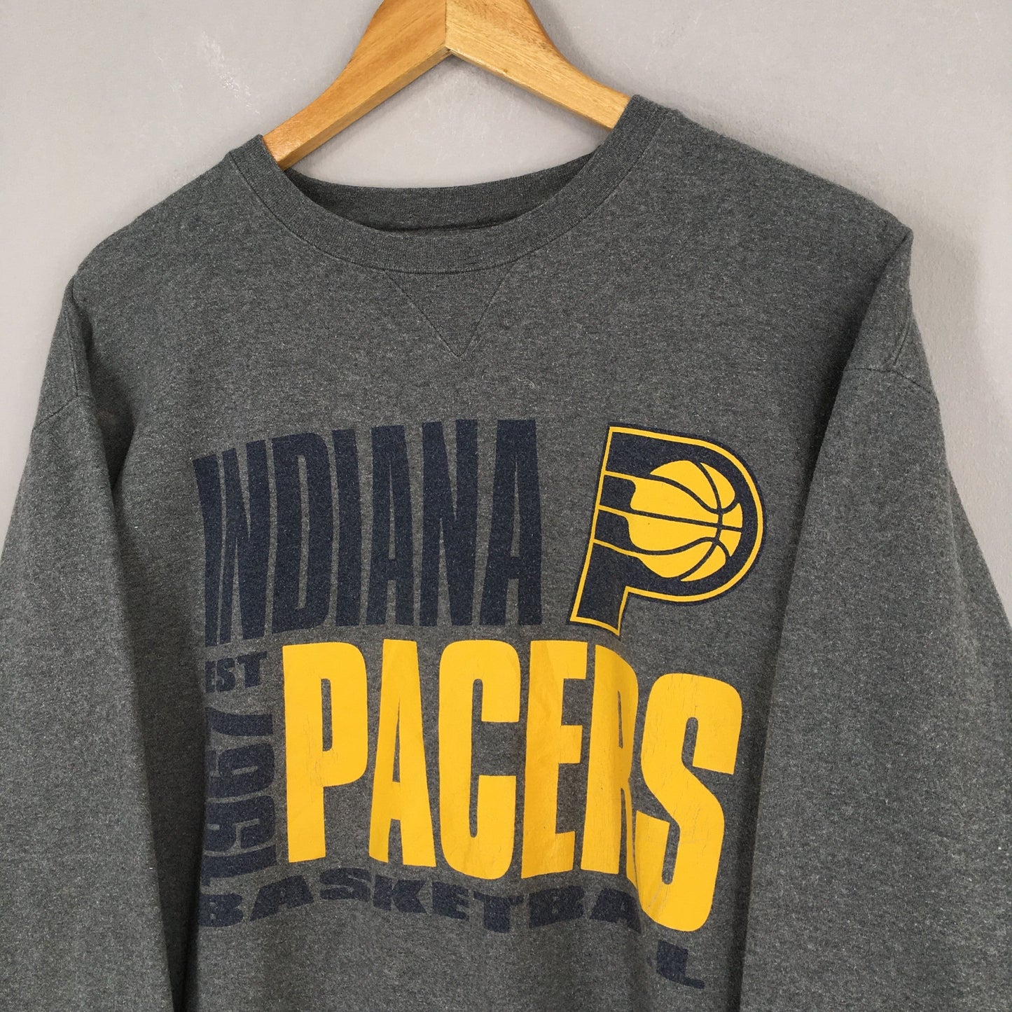 Indiana Pacers Basketball Sweatshirt Large