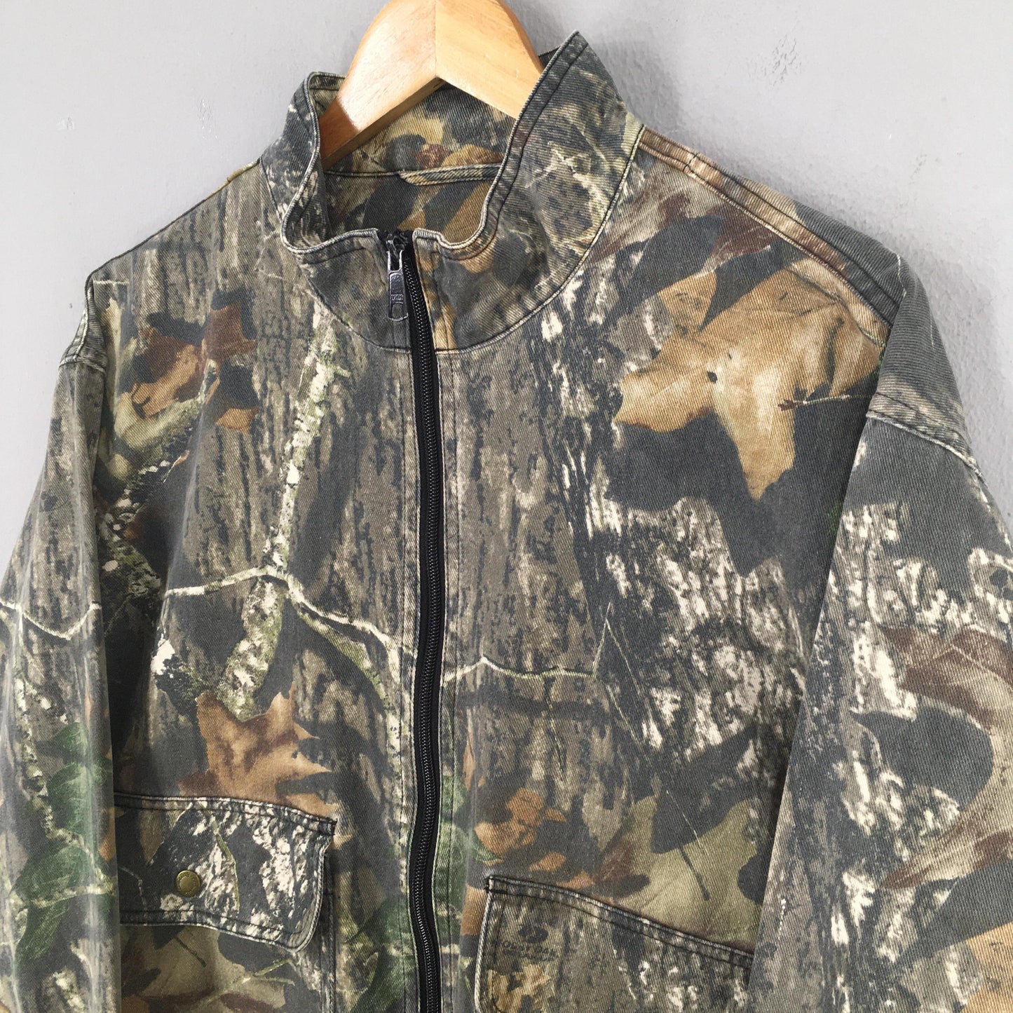 Cabela's Mossy Oak Tree Camo Zipper Jacket Medium