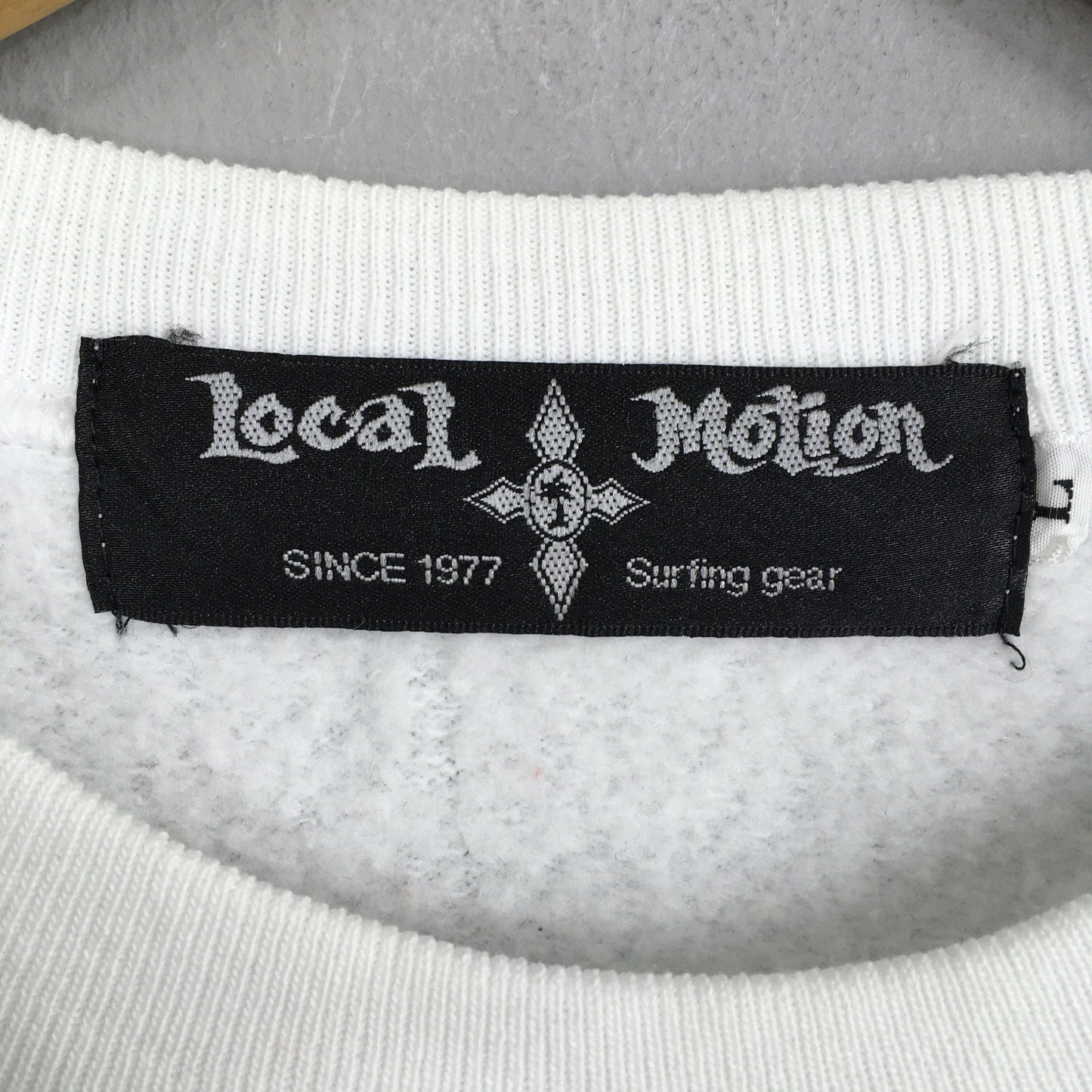 Local Motion Hawaii Sweatshirt Large