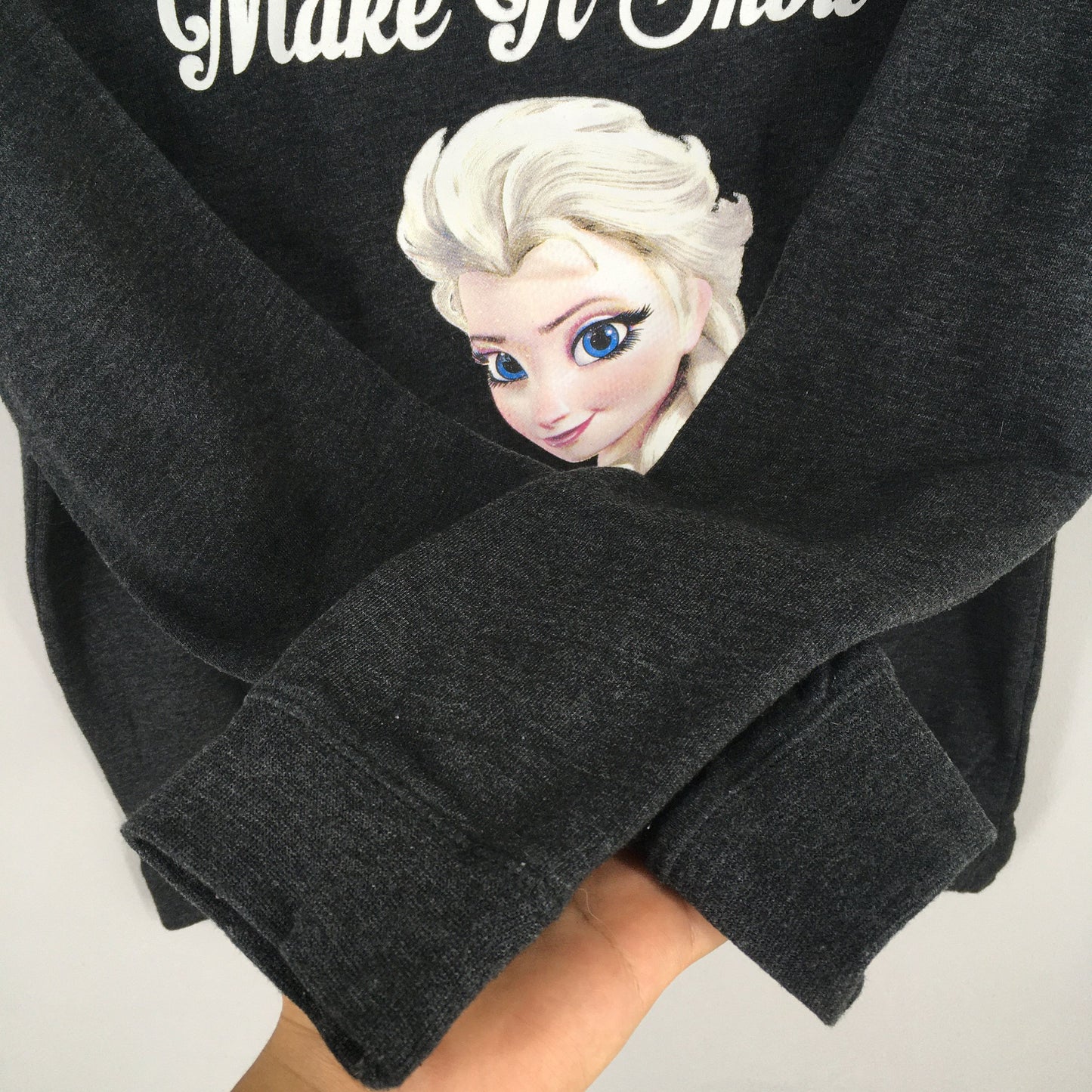 Frozen Movies Disney Ladies Gray Sweatshirt Medium