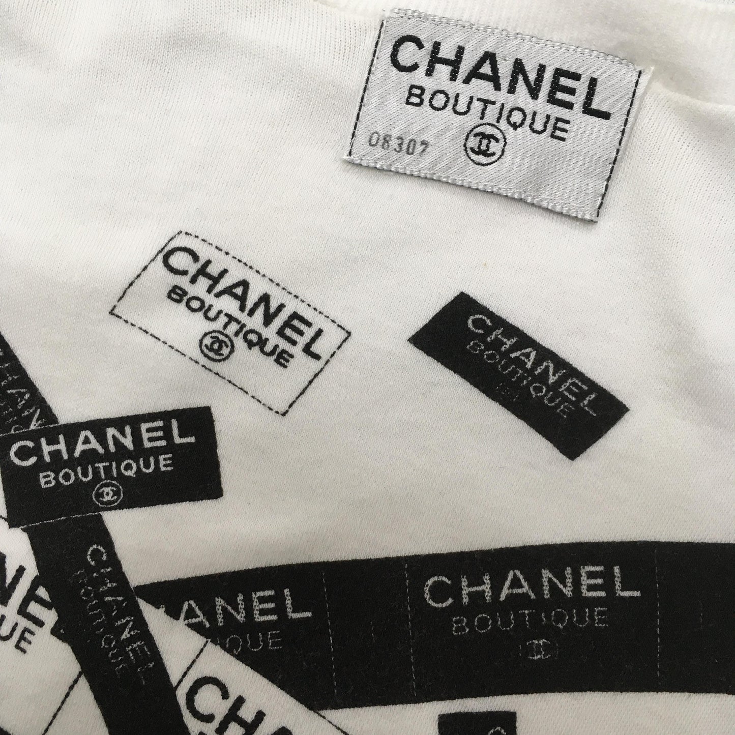 Chanel Boutique Women White Tshirt Small