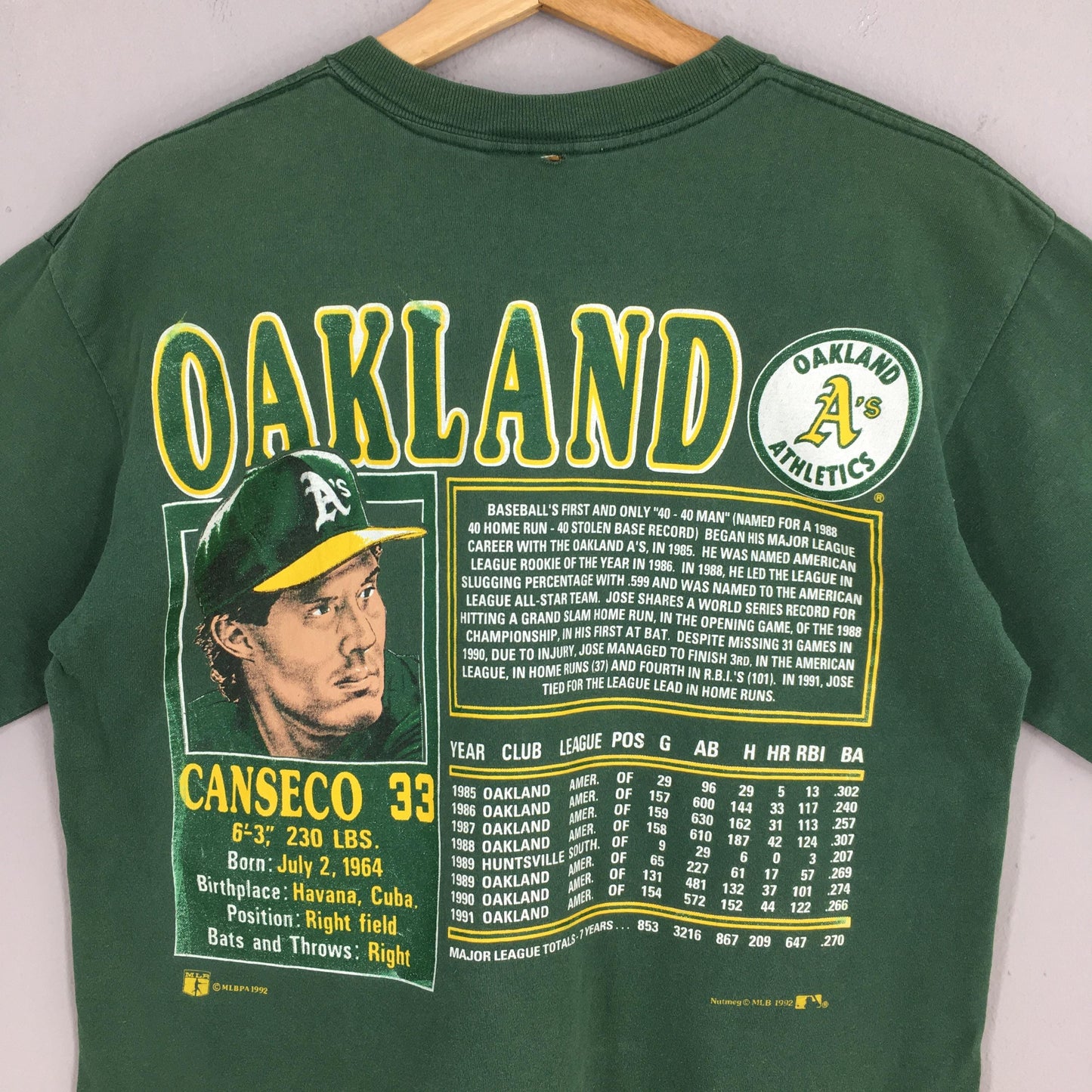 Oakland Athletics MLB Nutmeg Tshirt Medium