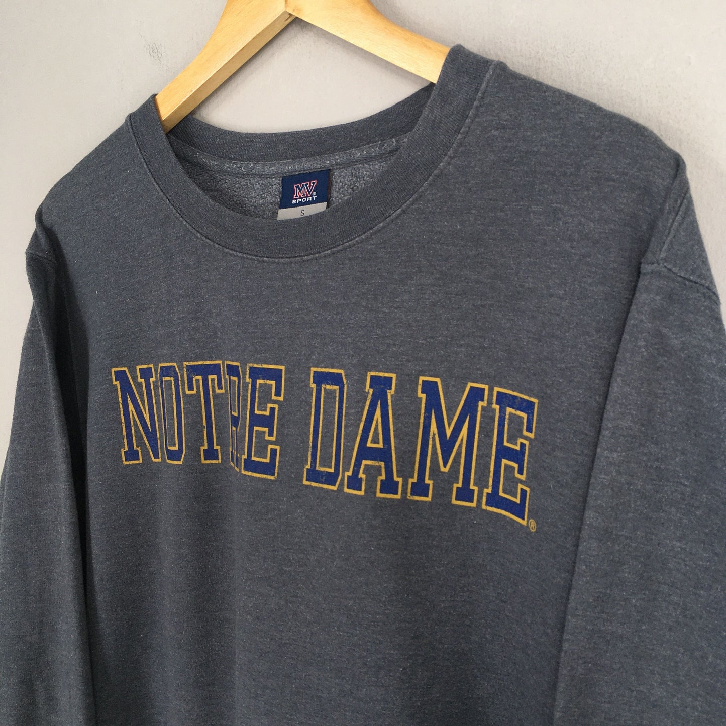 University Of Notre Dame Sweatshirt Small