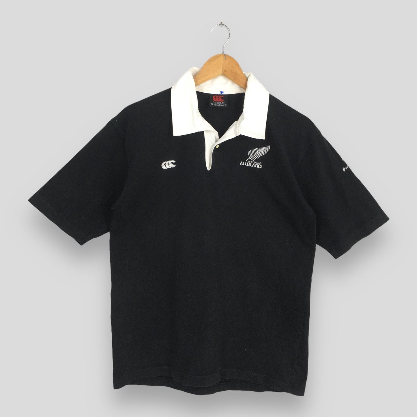 Canterbury Of New Zealand Black Rugby Shirt Medium