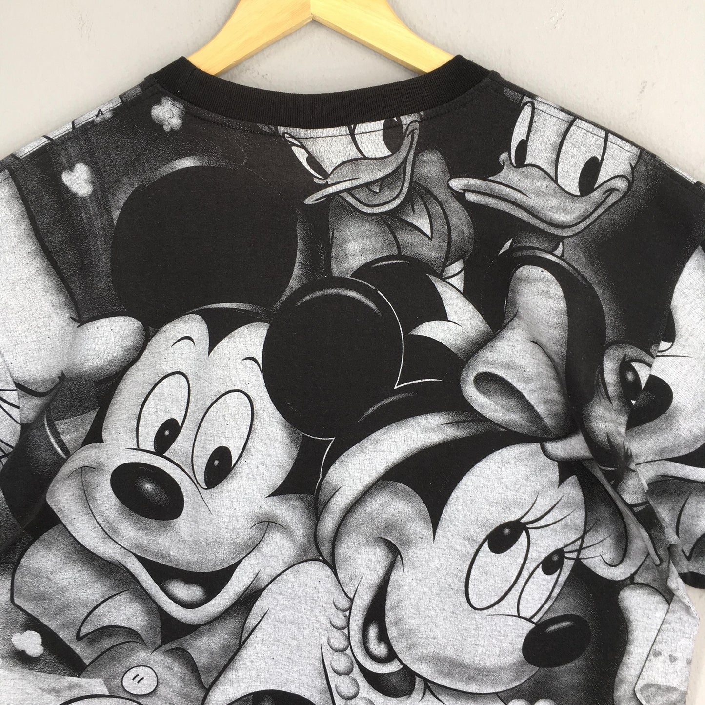 Mickey Mouse Disney Hollywood Tshirt Small