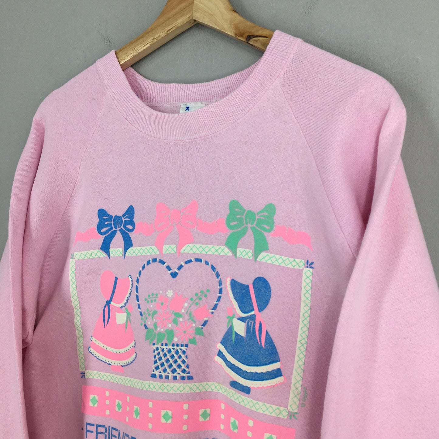 Love Friends Forever Sweatshirt Large