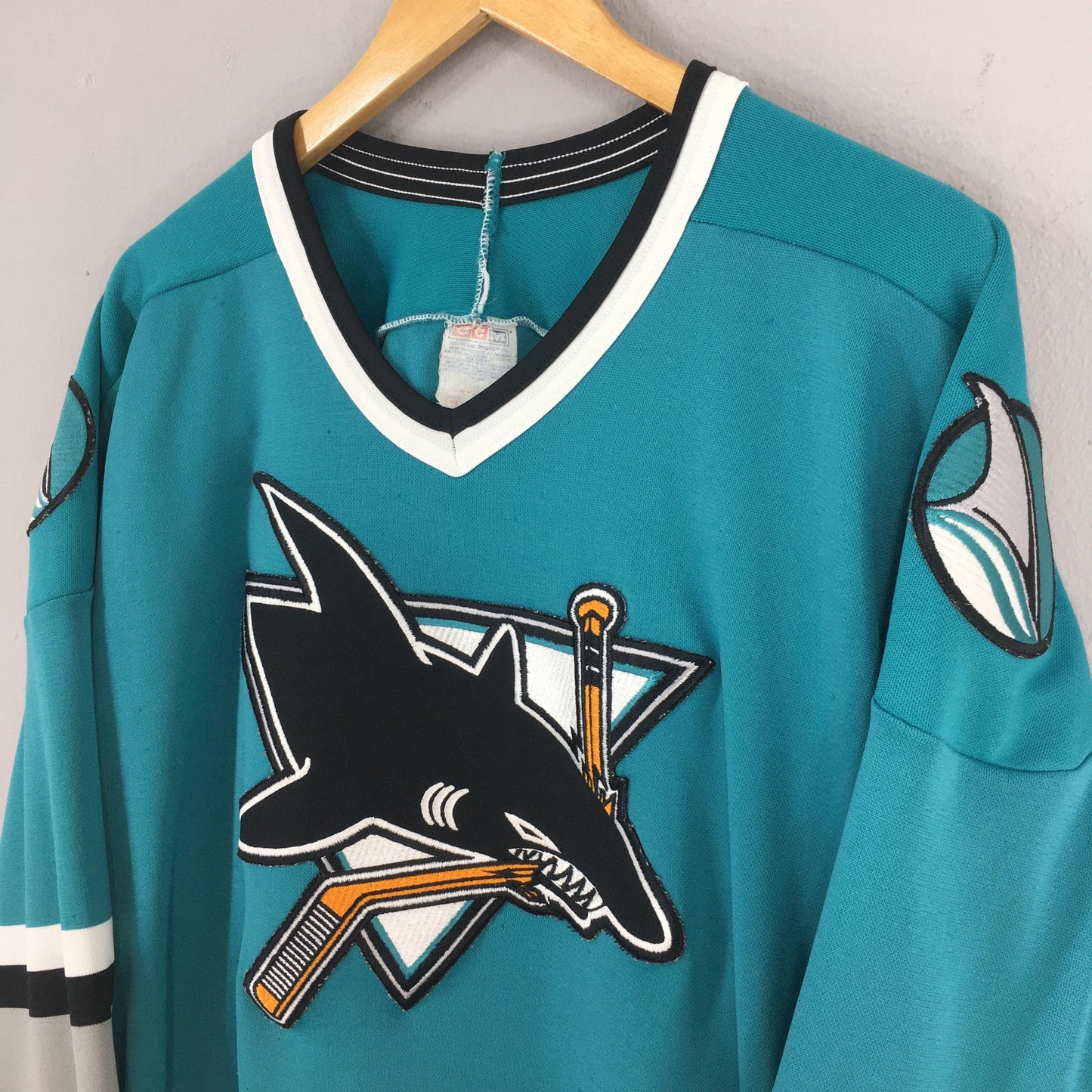 San Jose Sharks Hockey NHL Team Jersey XLarge