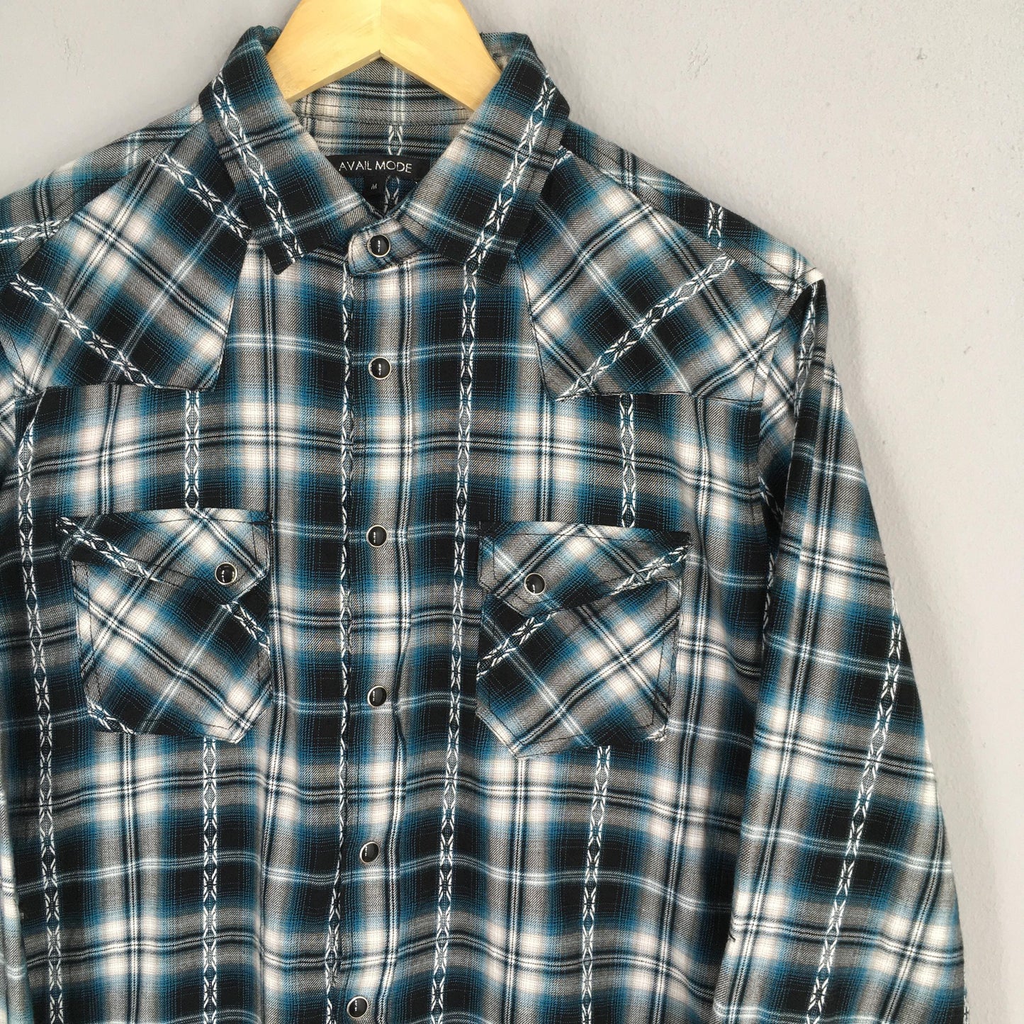 Avail Mode Plaid Shadow Checkered Shirt Medium