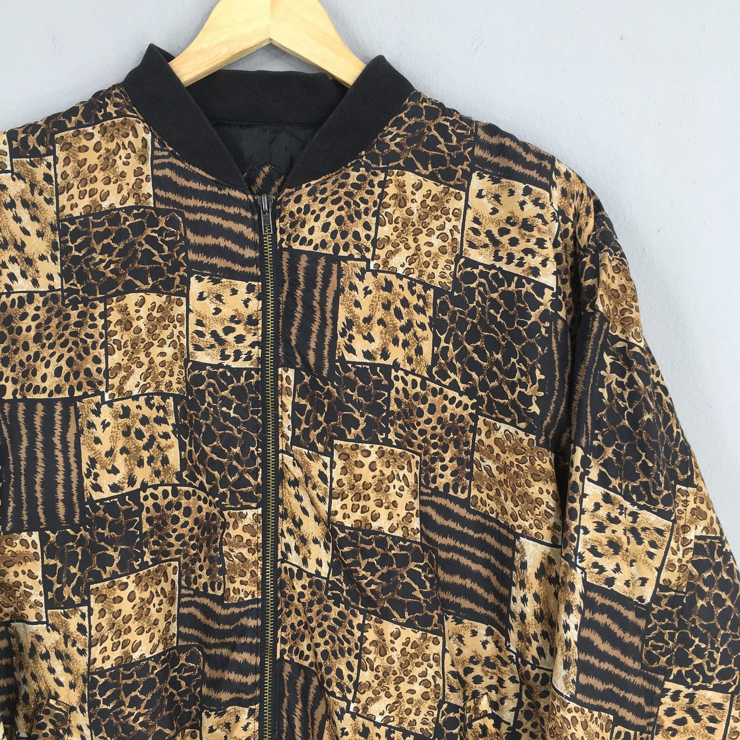 Tiger Leopard Patterned Jacket Medium