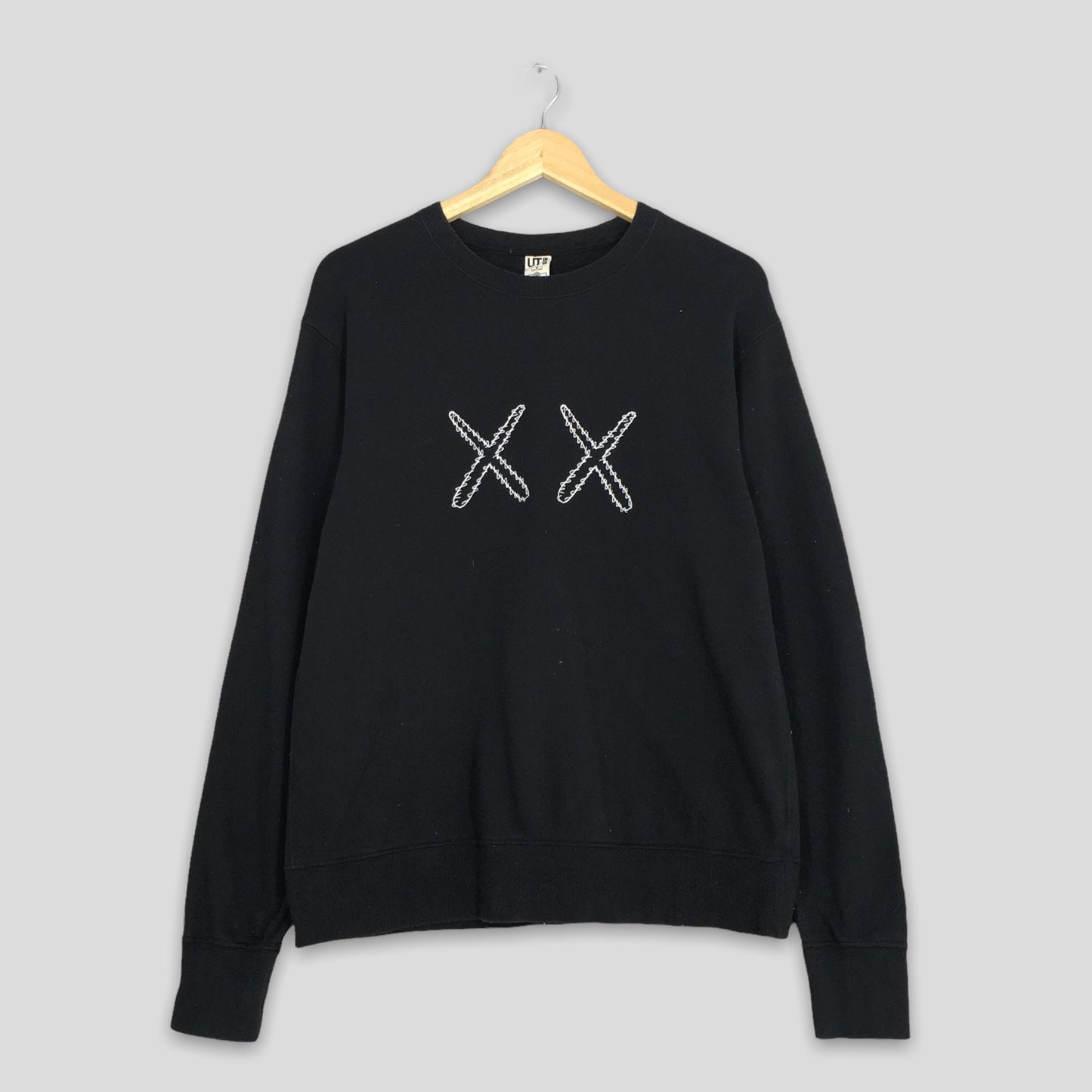 Kaws Sesame Street X Uniqlo Black Sweatshirt Medium