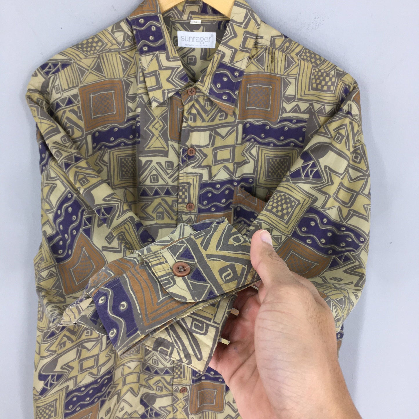 Abstract Pattern Tribal Shirt Medium