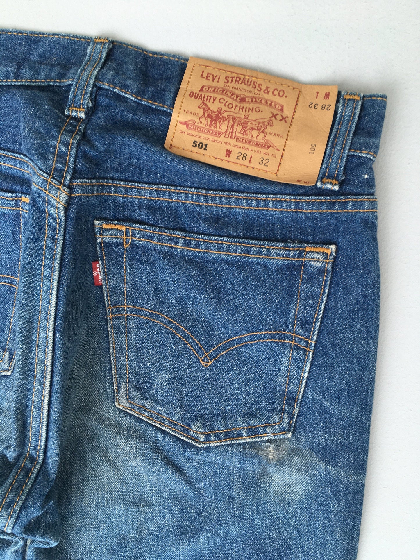 Size 28 Levis 501 Indigo Blue Jeans