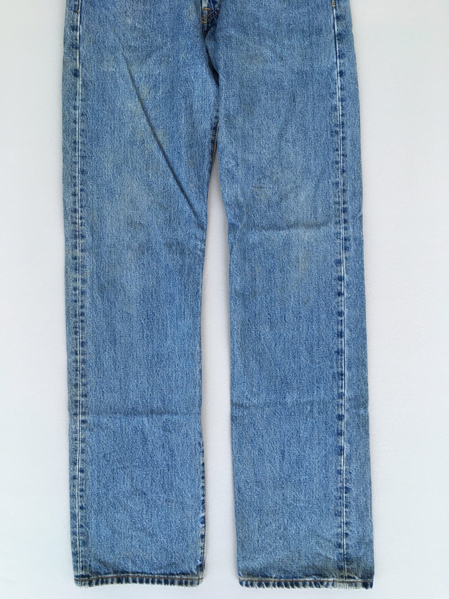 Size 28x33 Levi's 501 Faded Blue Dirty Jeans