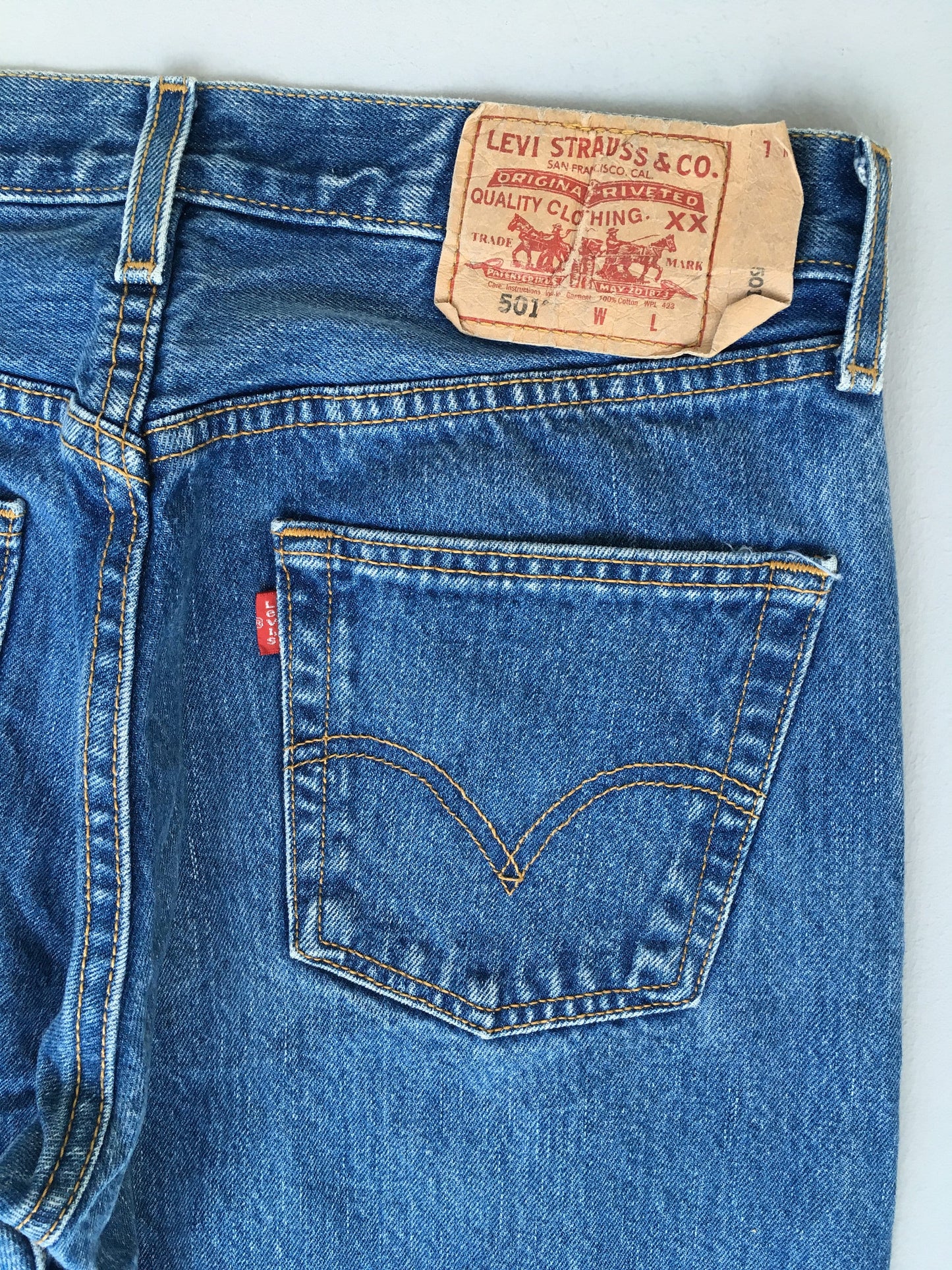 Size 28x31.5 Levi's 501 Stonewash Jeans