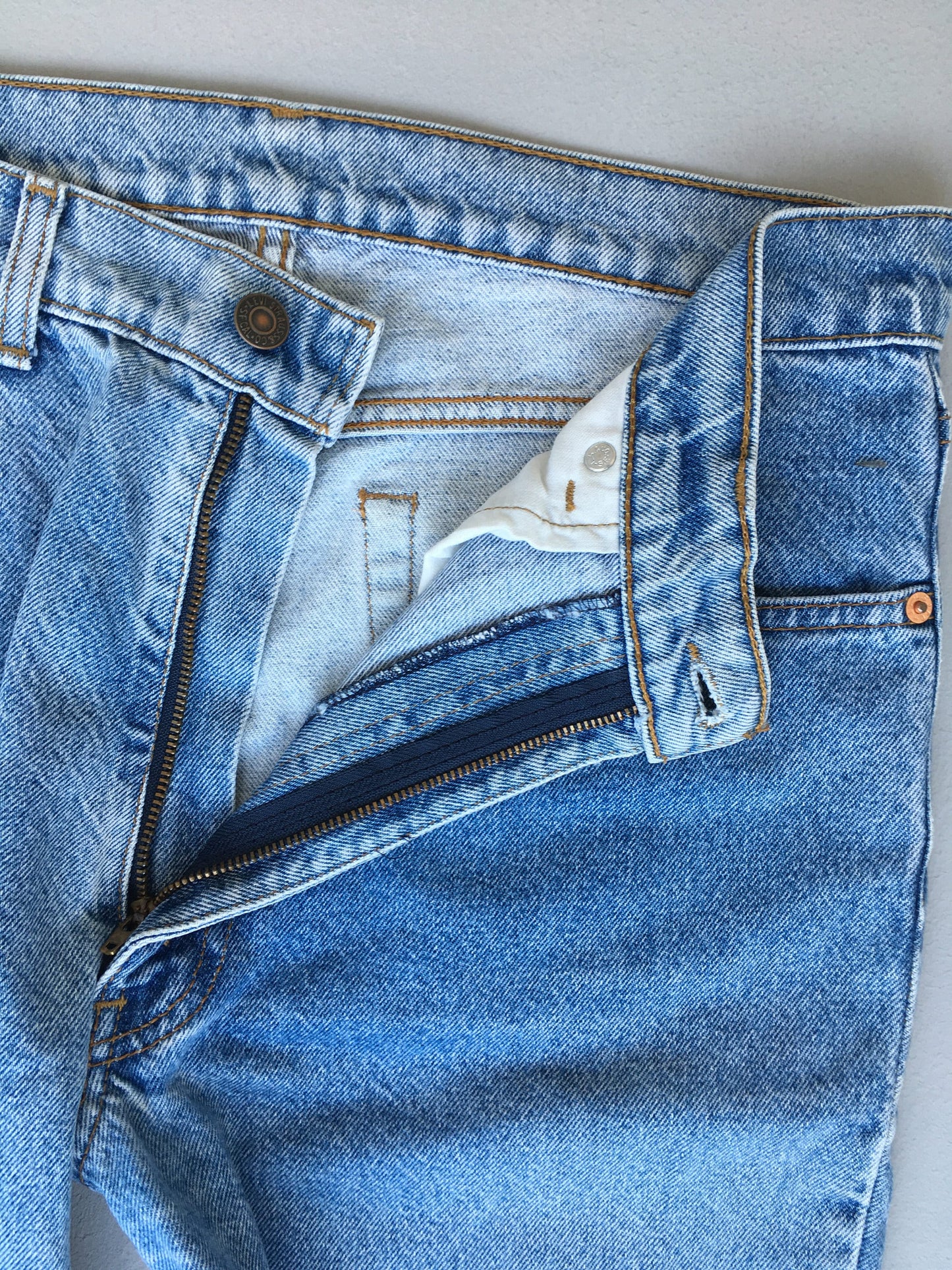 Size 32x31.5 Levis 616 Jeans Levi's Light Washed Jeans