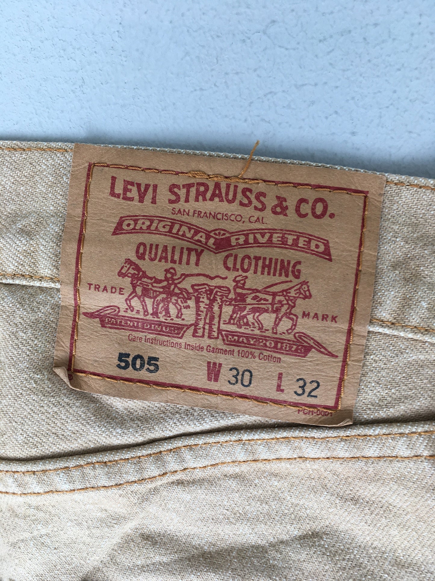 Size 30x30 Levi's 505 Regular Fit Light Washed Jeans