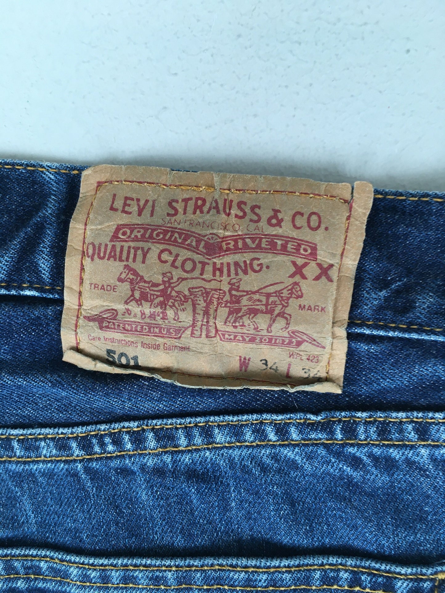 Size 32x42.5 Levi's 501 Splash Painter Jeans