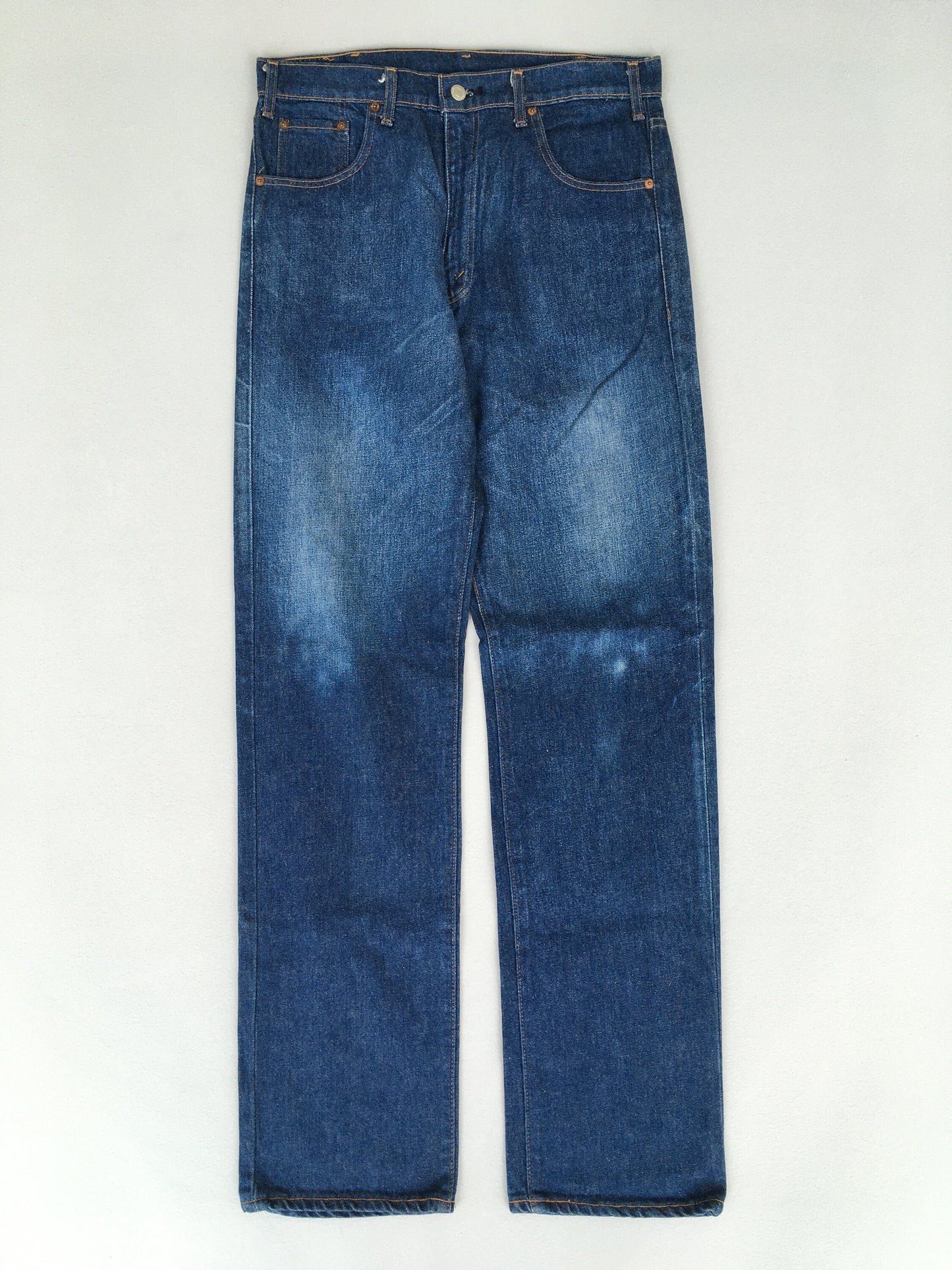 Size 32x33.5 Levi's 504 Medium Wash Jeans