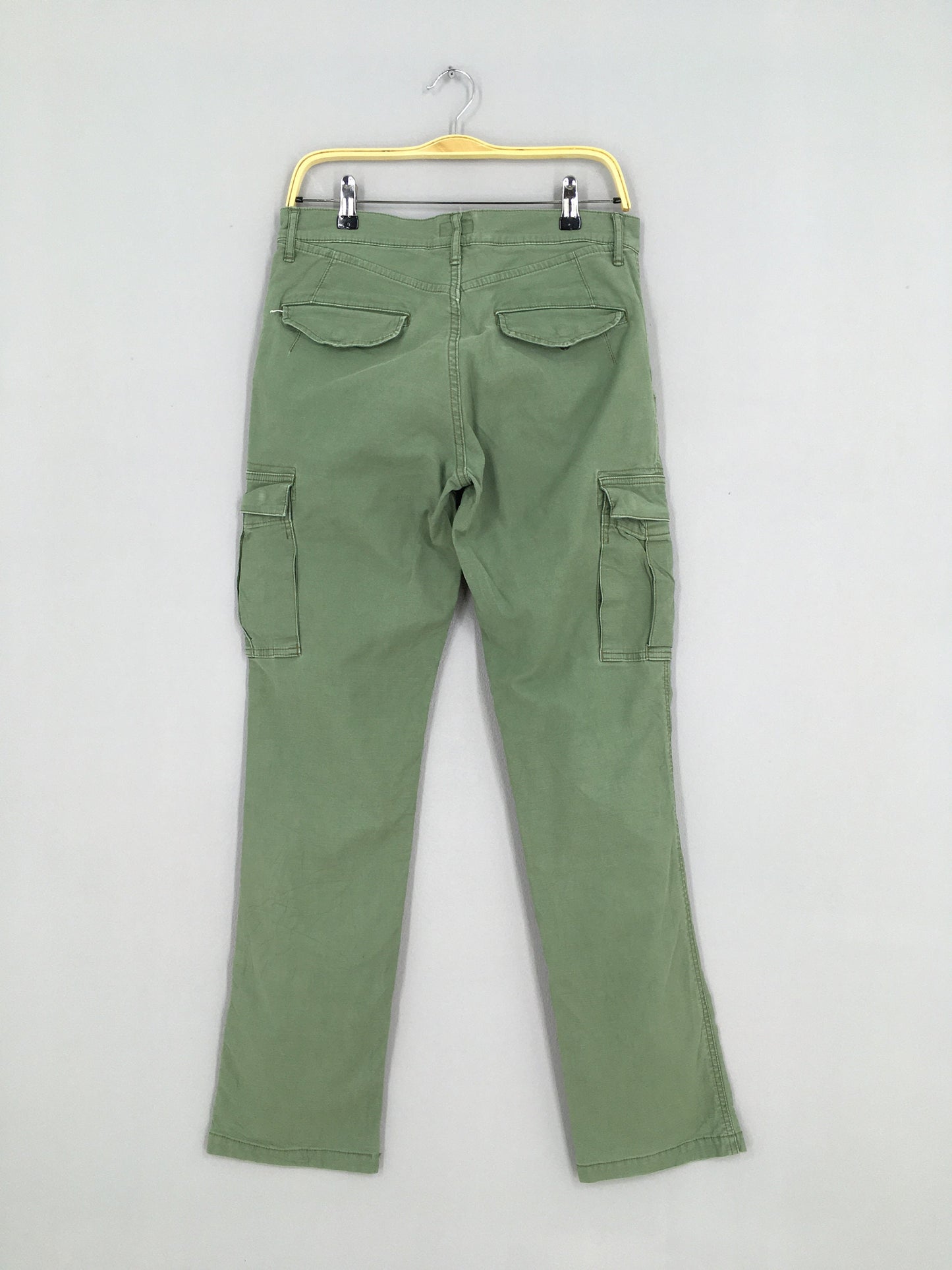 Japanese Spell Bound Cargo Pants Size 30x30.5