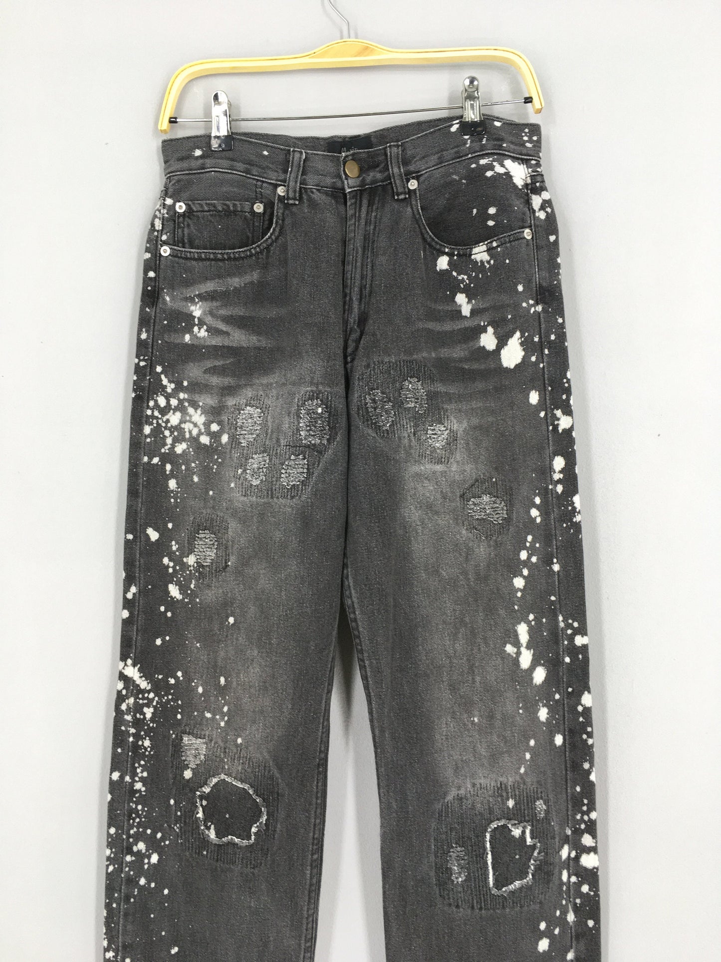 Movin Japan Splatter Painter Jeans Distressed Size 29x32