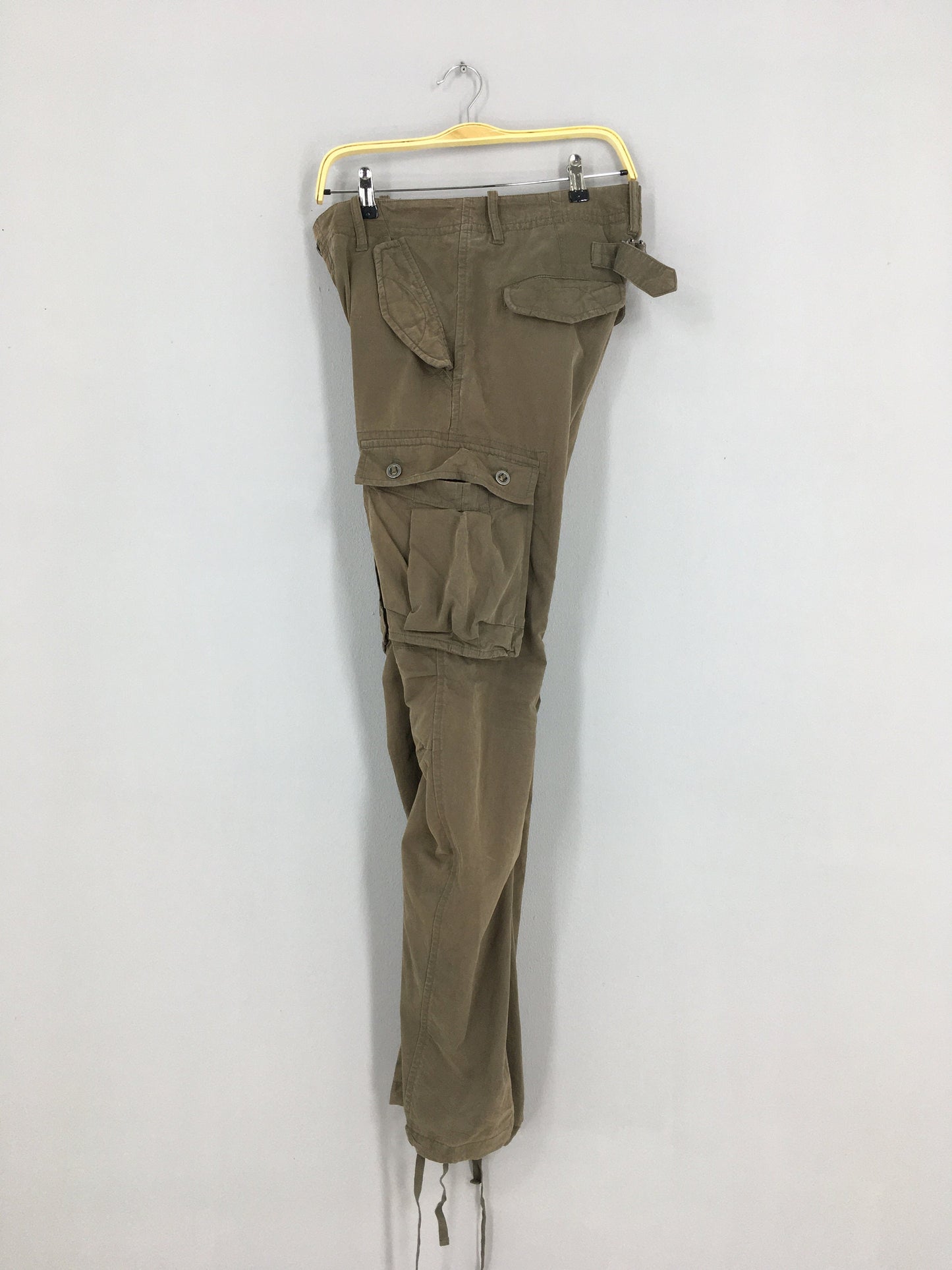 Japanese Nano Universe Twisted Cargo Pants Size 32x32