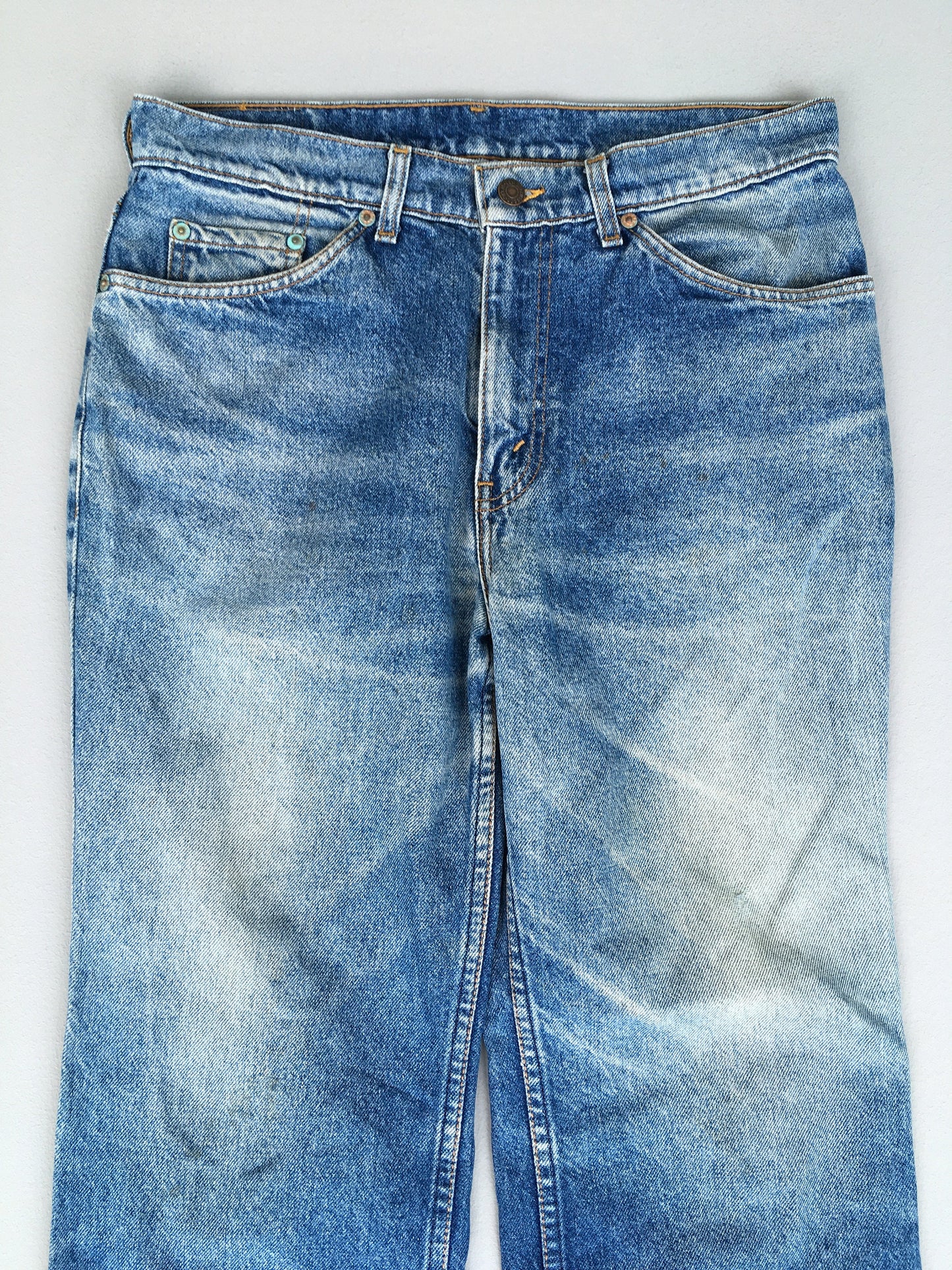 Size 32x28 Levi's 505 Regular Fit Light Washed