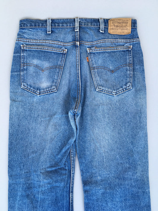 Size 33x32.5 Levis 517 Bootcut Blue Jeans