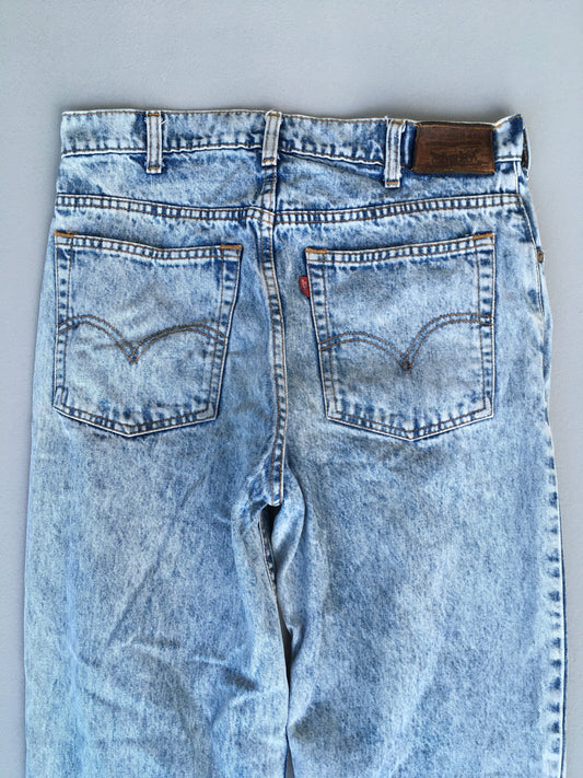 Size 30x27.5 Levi's 626 Faded Blue Jeans High Waisted