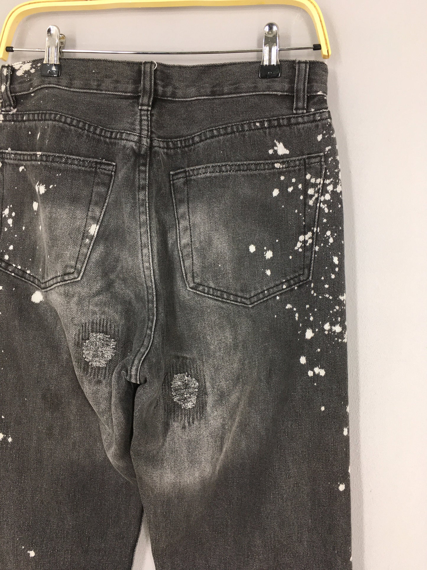 Movin Japan Splatter Painter Jeans Distressed Size 29x32