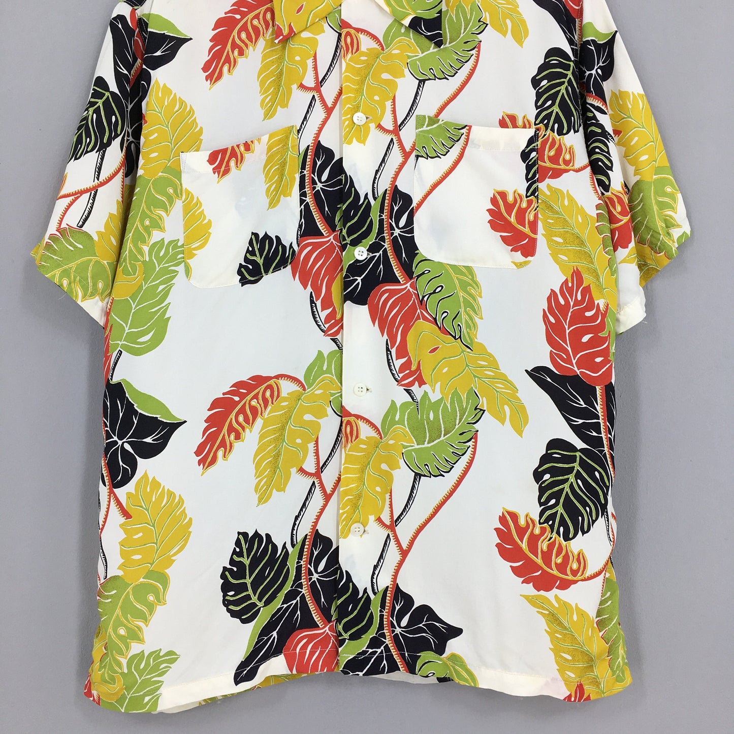 Sun Surf Hawaiian Floral Leaf Rayon Button Down Large