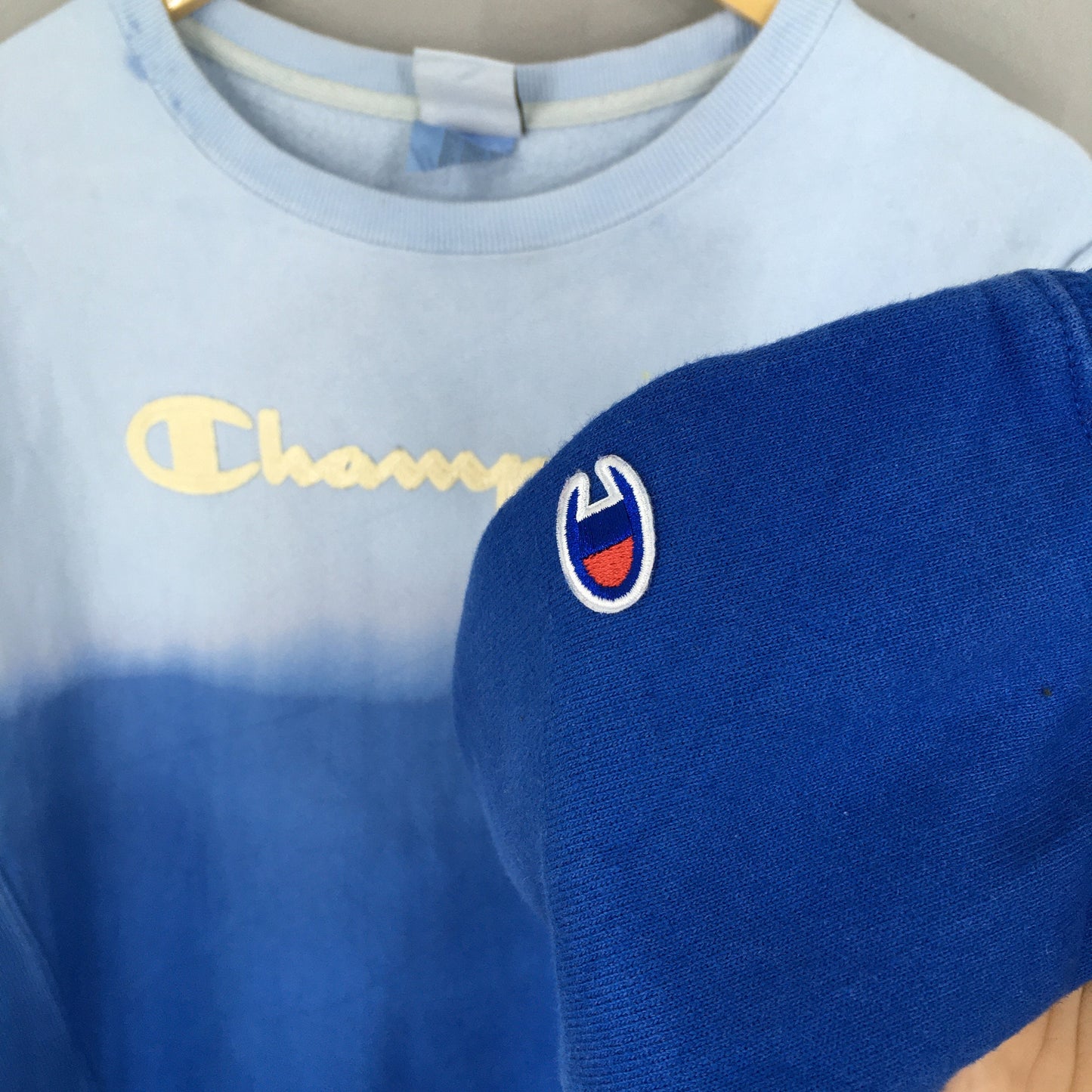 Champion Reverse Weave Sweatshirt Medium