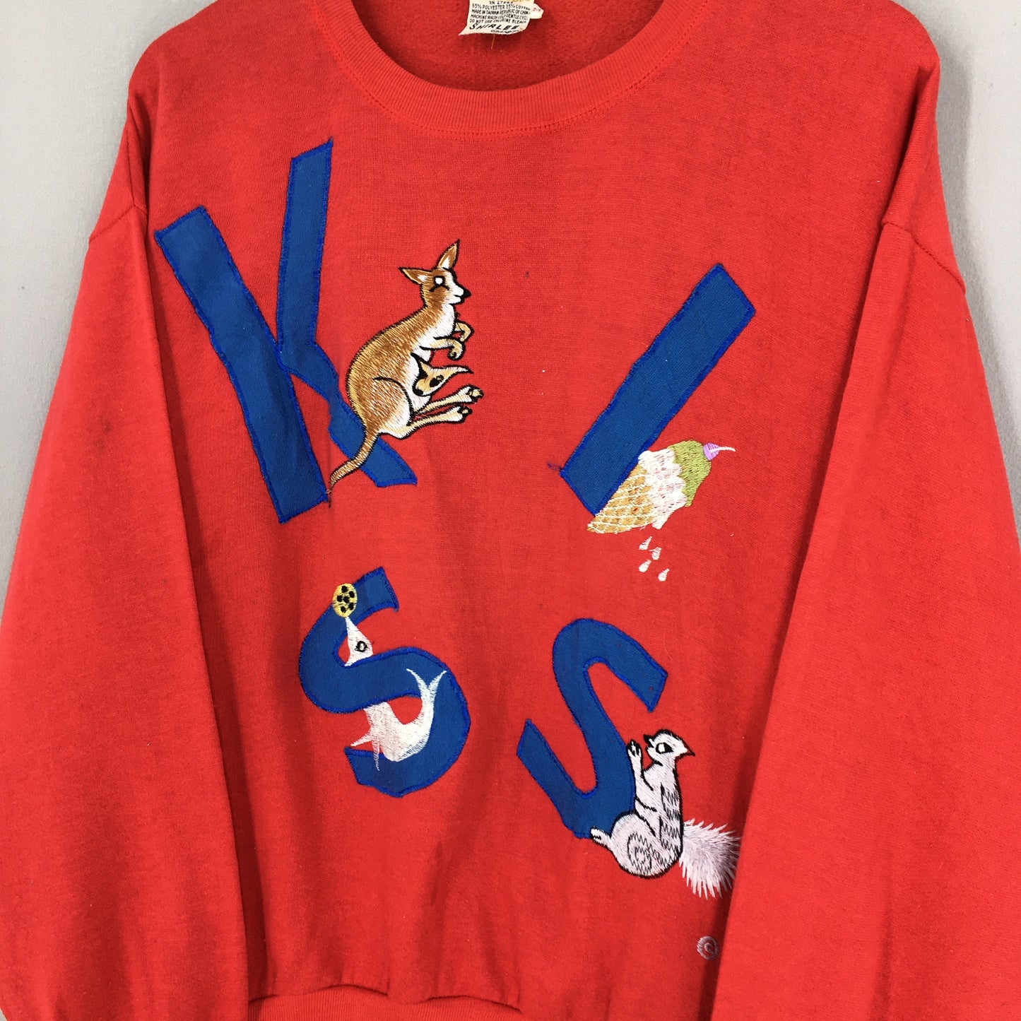 Kiss Me Kangaroo Wild Pullover Jumper Medium